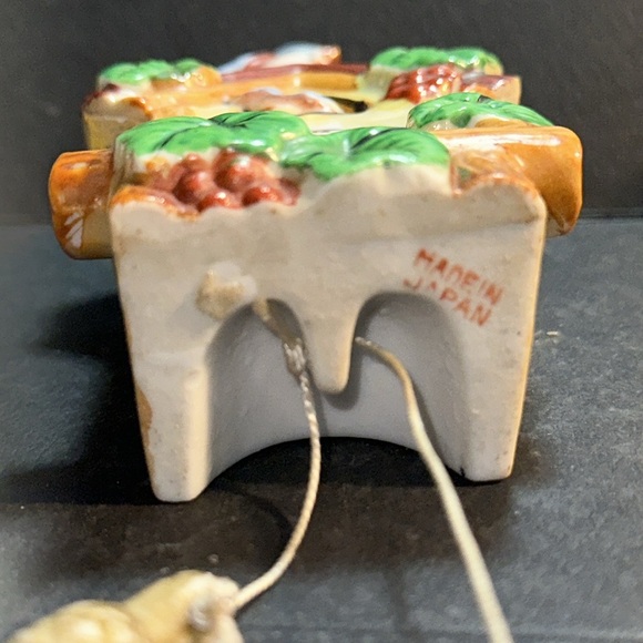 Blue Bird Cuckoo Clock Yellow Wall Pocket Japan Vintage Lusterware, 5" - Picture 6 of 6